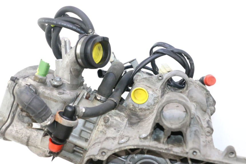 photo de MOTORE PIAGGIO MP3 500 (2016 - 2018) - Dettagli dei punti di fissaggio