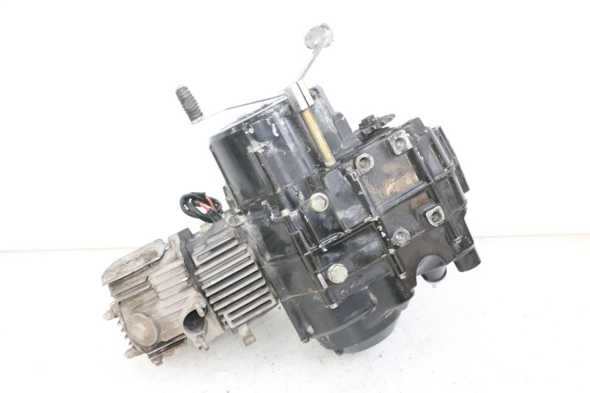 photo de MOTORE NITRO MOTORS SPEEDY 125 - Dettagli dei punti di fissaggio