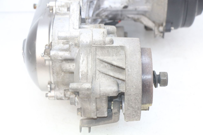 photo de MOTORE SYM ORBIT 2 2T 50 (2008 - 2018) - Altra angolazione