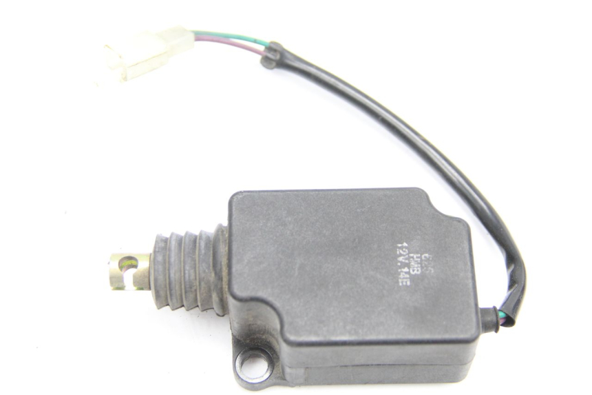 photo de MOTORE APERTURA BAULE SYM GTS EFI ABS 125 (2012 - 2016) - Dettaglio del componente