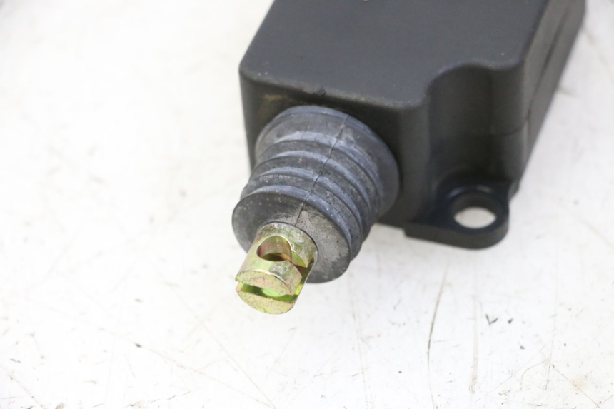 photo de SERRATURA SELLA MOTORE SYM JOYMAX 125 (2010 - 2017) - Zoom sullo stato d'uso