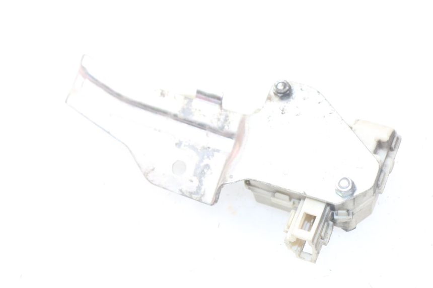 photo de MOTORE APERTURA BAULE PIAGGIO LIBERTY IGET 4T 50 (2015 - 2020) - Dettaglio del componente