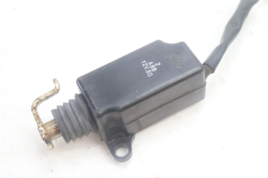 photo de MOTORE APERTURA BAULE SYM MIO 50 (2005 - 2010) - Dettaglio del componente