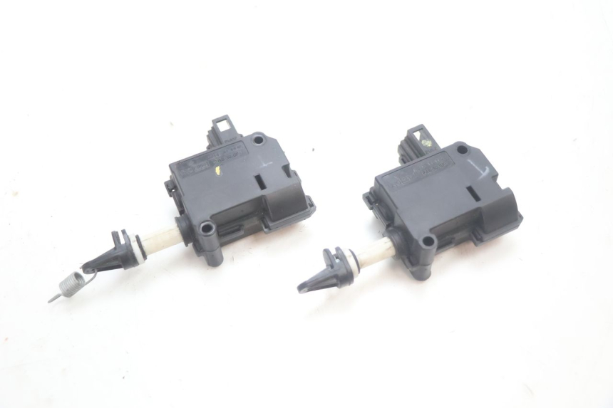 photo de SERRATURA SELLA MOTORE PIAGGIO MP3 HPE 530 (2022 - 2026) - Vista principale