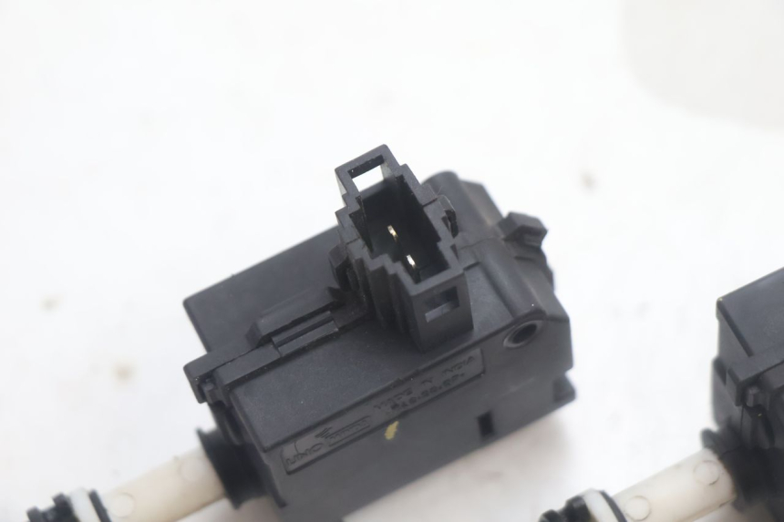 photo de SERRATURA SELLA MOTORE PIAGGIO MP3 HPE 530 (2022 - 2026) - Zoom sullo stato d'uso