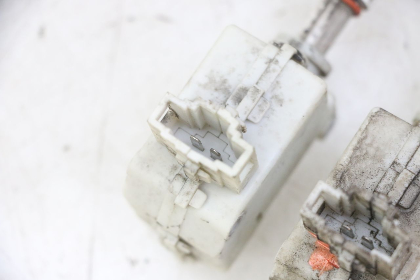 photo de MOTORE APERTURA BAULE PIAGGIO MP3 LT 300 (2010 - 2016) - Altra angolazione