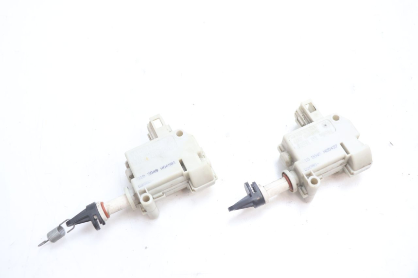 photo de MOTORE APERTURA BAULE PIAGGIO MP3 LT 300 (2010 - 2016) - Vista principale