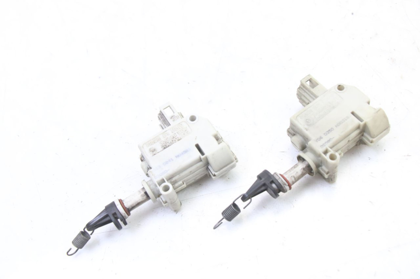 photo de SERRATURA SELLA MOTORE PIAGGIO MP3 500 (2011 - 2015) - Vista principale