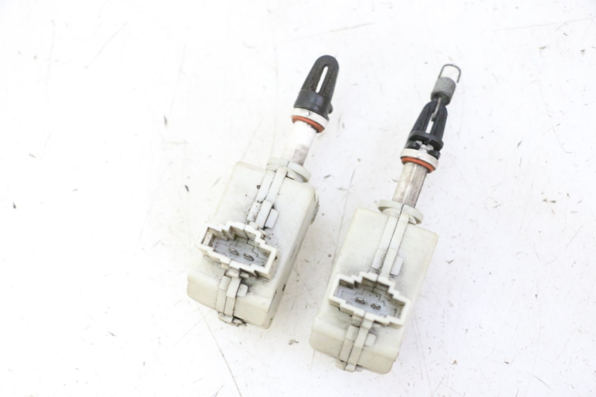 photo de SERRATURA SELLA MOTORE PIAGGIO MP3 500 (2011 - 2015) - Altra angolazione