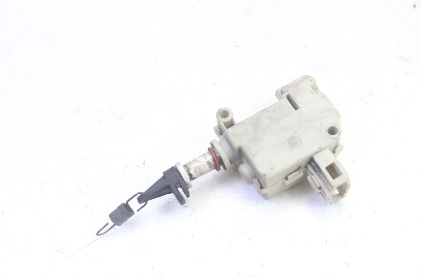 photo de SERRATURA SELLA MOTORE PIAGGIO MP3 RL 250 (2006 - 2010) - Primo piano tecnico