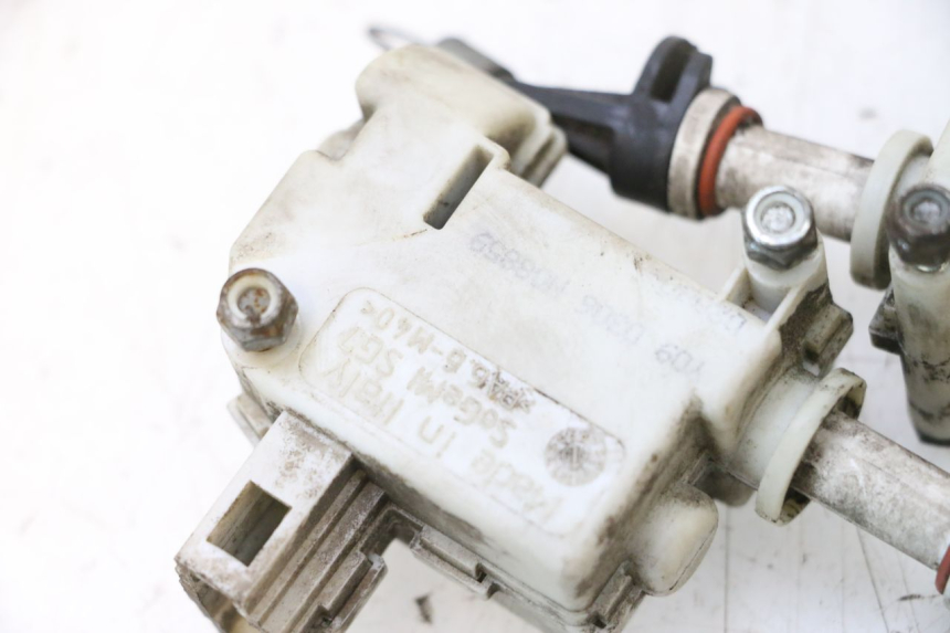 photo de SERRATURA SELLA MOTORE PIAGGIO MP3 RL 250 (2006 - 2010) - Zoom sullo stato d'uso
