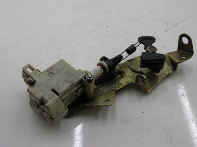 photo de MOTORE APERTURA BAULE PIAGGIO BEVERLY 125 (2005 - 2007) - Vista principale