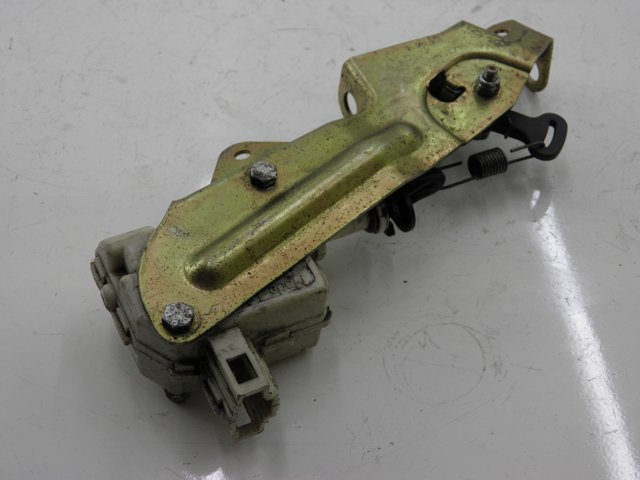 photo de MOTORE APERTURA BAULE PIAGGIO BEVERLY 125 (2005 - 2007) - Dettaglio del componente