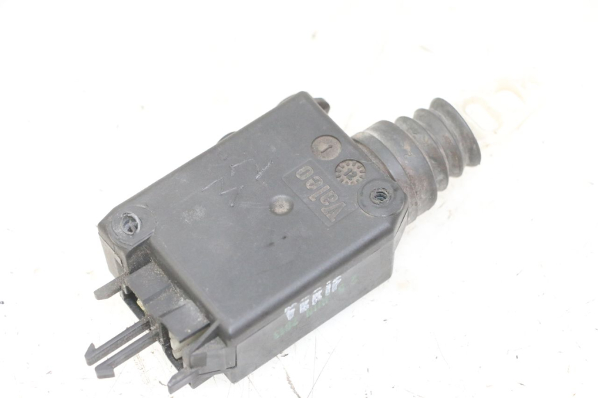 photo de SERRATURA SELLA MOTORE PEUGEOT SATELIS 125 (2013 - 2018) - Vista principale