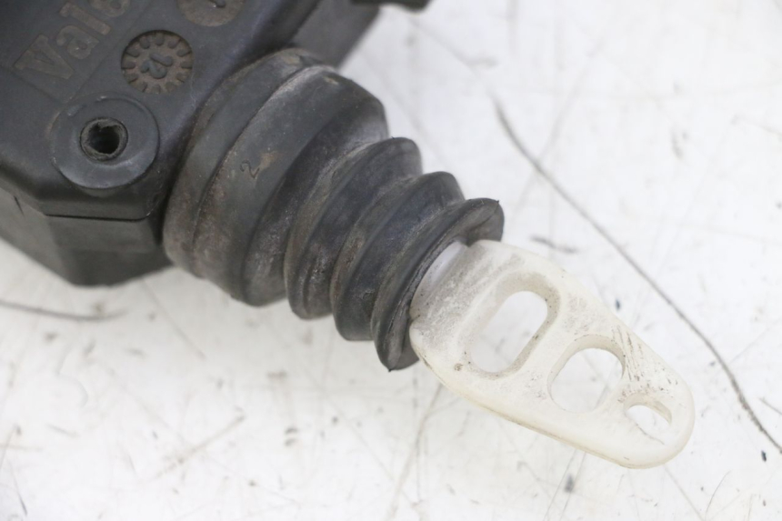 photo de SERRATURA SELLA MOTORE PEUGEOT SATELIS 125 (2013 - 2018) - Zoom sullo stato d'uso