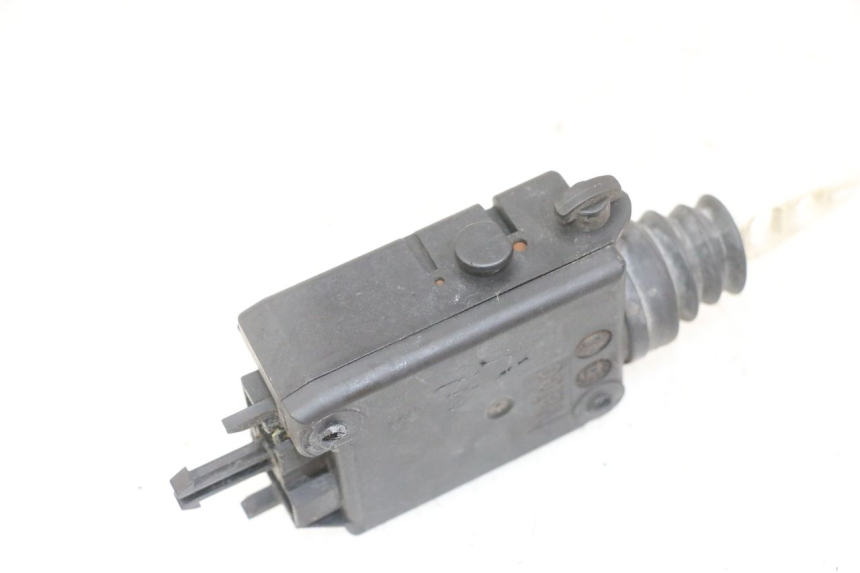 photo de SERRATURA SELLA MOTORE PEUGEOT SATELIS 125 (2013 - 2018) - Vista d'insieme del prodotto