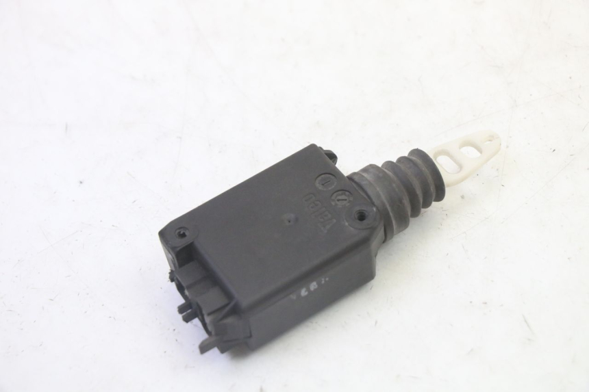 photo de MOTORE APERTURA BAULE PEUGEOT SATELIS 125 (2010 - 2012) - Zoom sullo stato d'uso