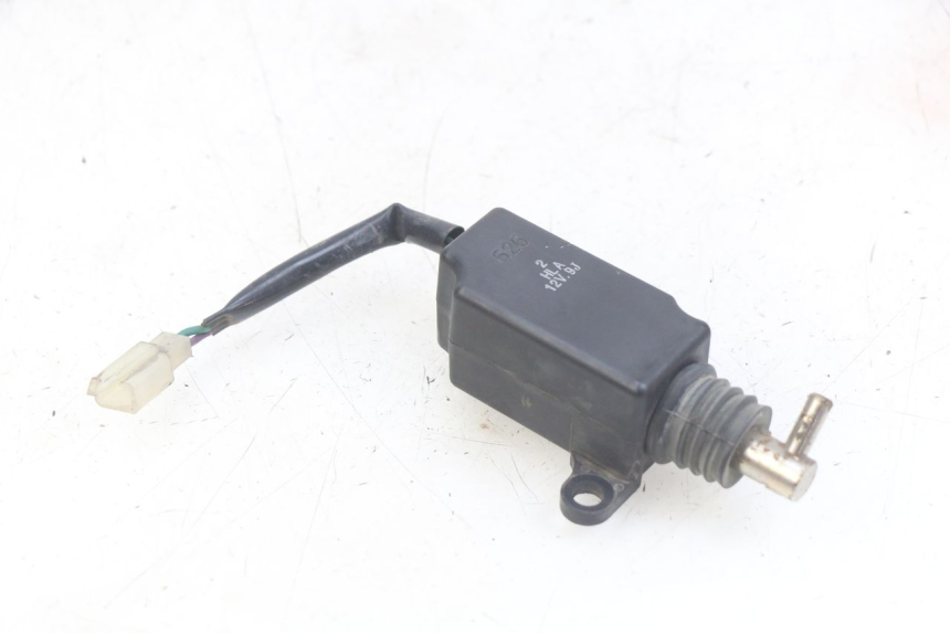 photo de MOTORE APERTURA BAULE SYM SYMPHONY 125 (2009 - 2015) - Altra angolazione