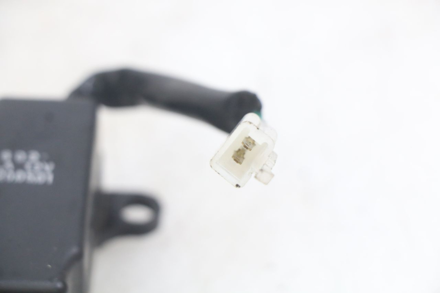 photo de MOTORE APERTURA BAULE PEUGEOT TWEET 125 (2018 - 2021) - Dettaglio del componente