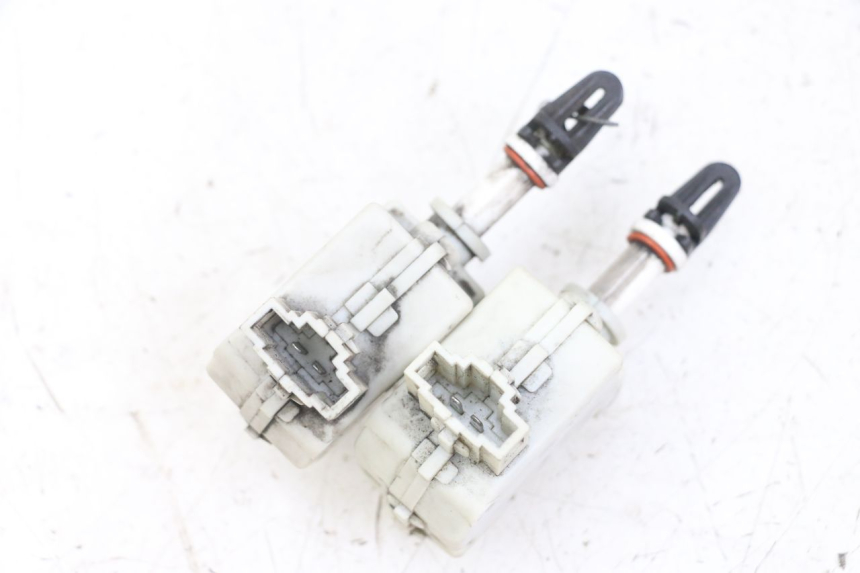 photo de MOTORE APERTURA BAULE PIAGGIO X10 125 (2012 - 2017) - Zoom sullo stato d'uso