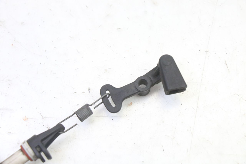 photo de MOTORE APERTURA BAULE PIAGGIO X9 EVOLUTION 125 (2003 - 2007) - Primo piano tecnico