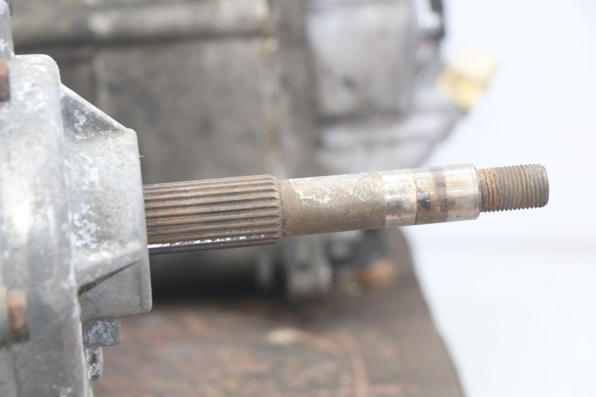 photo de MOTORE KYMCO PEOPLE 250 (2004 - 2008) - Dettagli dei punti di fissaggio