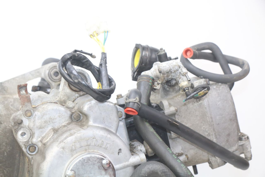 photo de MOTORE KYMCO PEOPLE 250 (2004 - 2008) - Stato della superficie e materiale