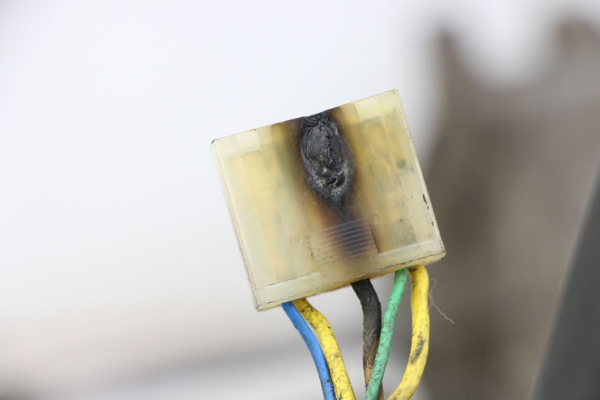 photo de MOTORE PEUGEOT ELYSTAR 125 (2002 - 2007) - Altra angolazione