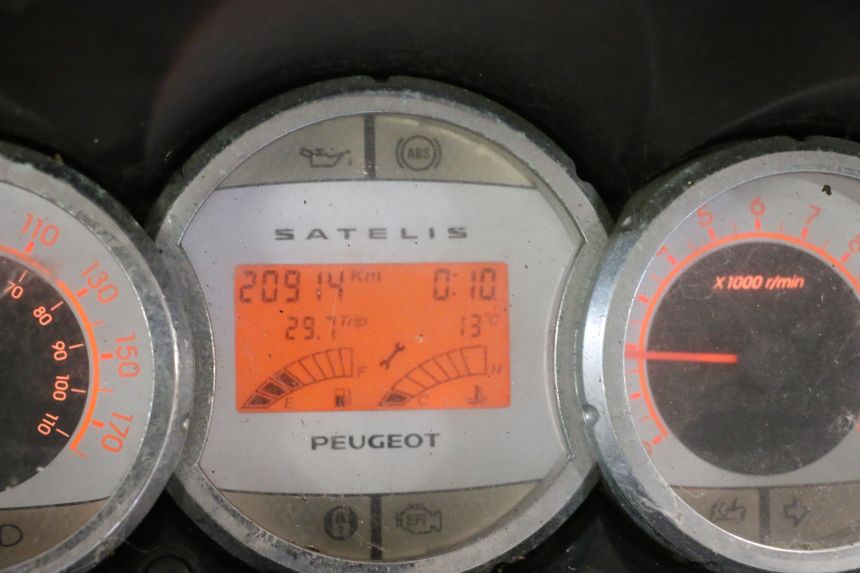 photo de MOTORE PEUGEOT SATELIS COMPRESSOR K15 125 (2006 - 2009) - Zoom sullo stato d'uso