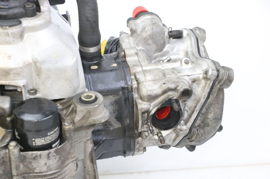 photo de MOTORE PIAGGIO BEVERLY 125 (1998 - 2005) - Altra angolazione