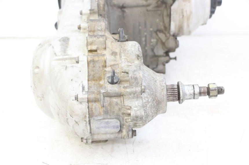 photo de MOTORE PIAGGIO BEVERLY 125 (1998 - 2005) - Marcature e riferimenti originali