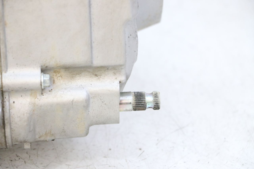 photo de MOTORE APOLLO RFZ 125 - Dettagli dei punti di fissaggio