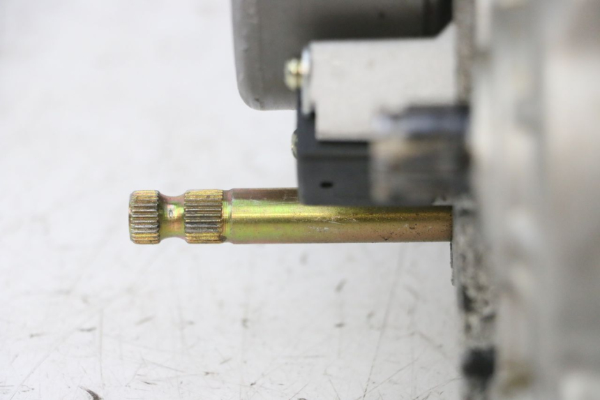 photo de MOTORE APOLLO RFZ 125 - Zoom sui componenti