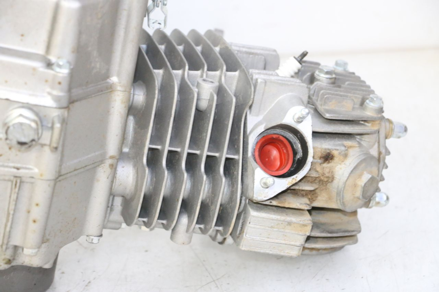 photo de MOTORE APOLLO RFZ 125 - Altra angolazione