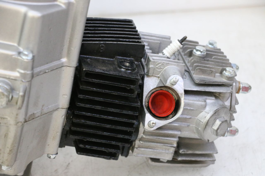 photo de MOTORE APOLLO RFZ 125 - Altra angolazione