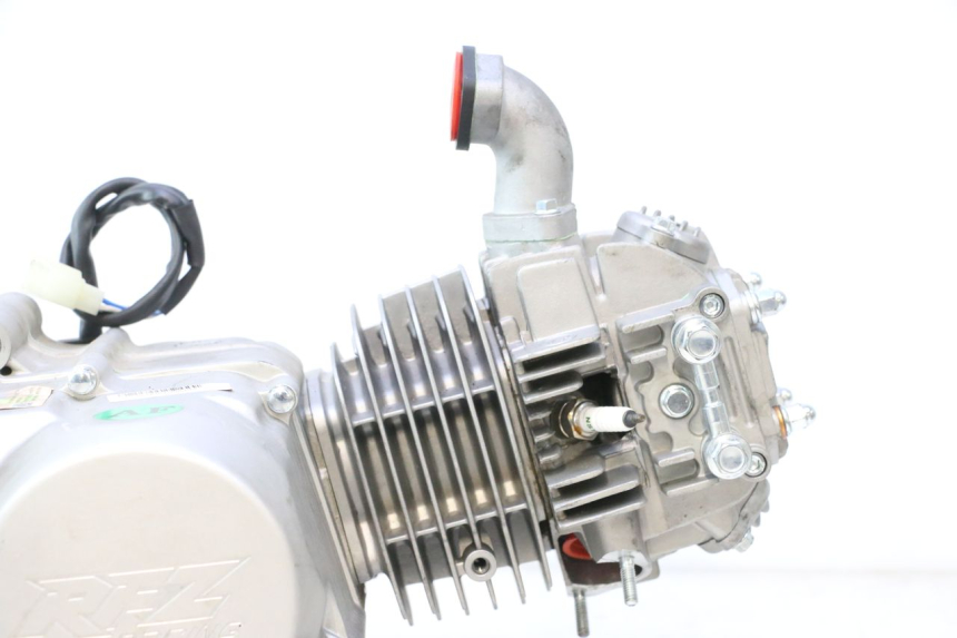 photo de MOTORE APOLLO RFZ 150 - Stato della superficie e materiale