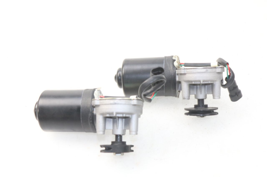 photo de MOTORE ROLL LOCK PEUGEOT METROPOLIS 400 (2017 - 2020) - Dettagli dei punti di fissaggio