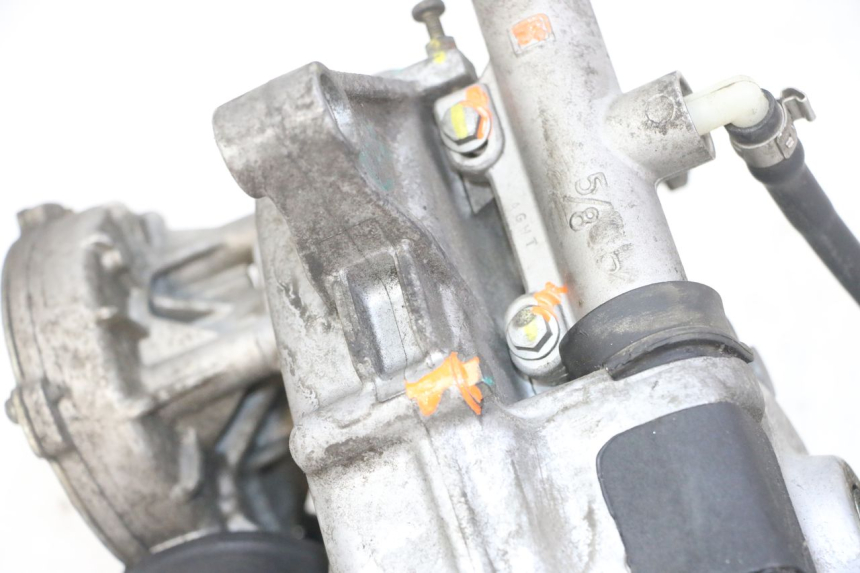 photo de MOTORE ROLL LOCK PIAGGIO MP3 LT 300 (2010 - 2016) - Stato della superficie e materiale