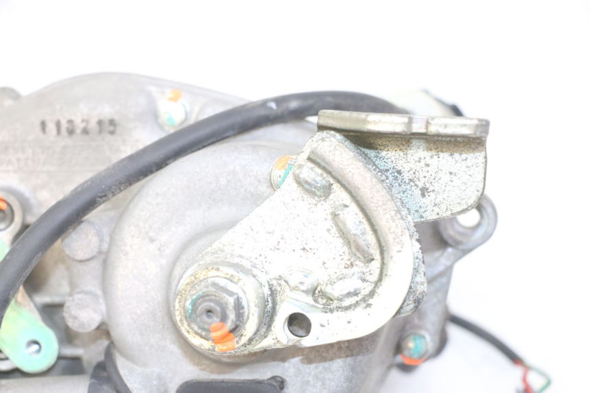 photo de MOTOR ROLL LOCK PIAGGIO MP3 LT 300 (2010 - 2016) - Zoom sui componenti