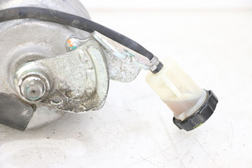 photo de MOTOR ROLL LOCK PIAGGIO MP3 LT 300 (2010 - 2016) - Focus sulla struttura