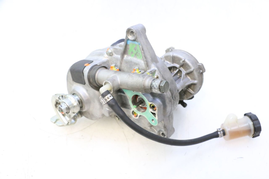 photo de MOTOR ROLL LOCK PIAGGIO MP3 LT 300 (2010 - 2016) - Primo piano tecnico