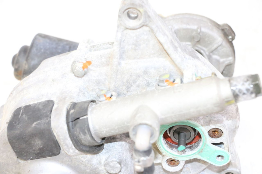 photo de MOTEUR ROLL LOCK PIAGGIO MP3 RL 250 (2006 - 2010) - Marcature e riferimenti originali