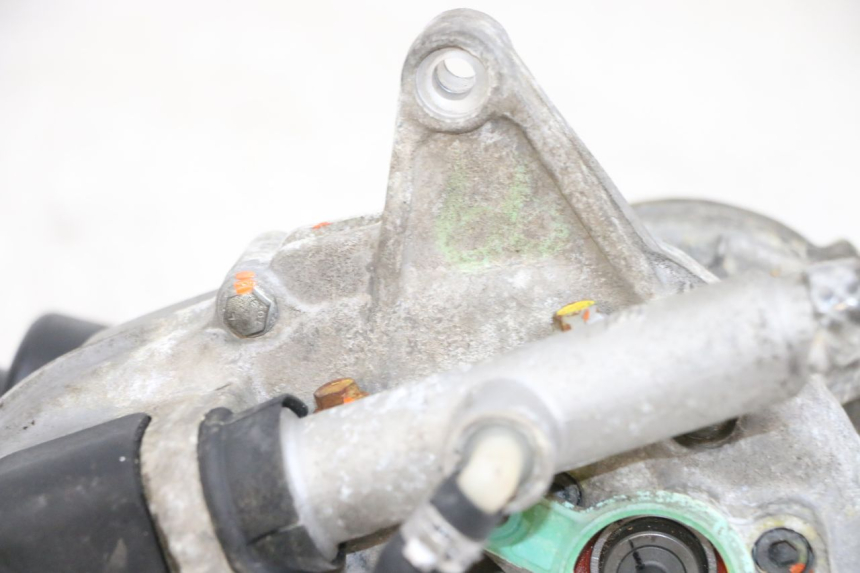 photo de MOTEUR ROLL LOCK PIAGGIO MP3 RL 250 (2006 - 2010) - Caratteristiche distintive