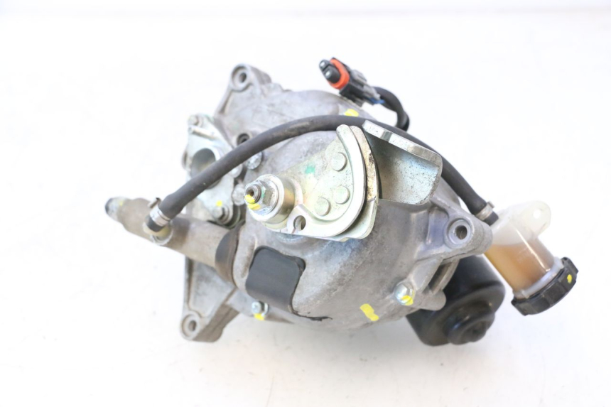 photo de MOTOR ROLL LOCK PIAGGIO MP3 500 (2016 - 2018) - Caratteristiche distintive