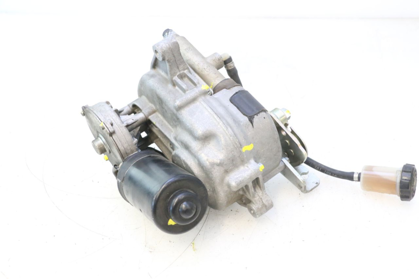 photo de MOTOR ROLL LOCK PIAGGIO MP3 500 (2016 - 2018) - Dettagli dei punti di fissaggio
