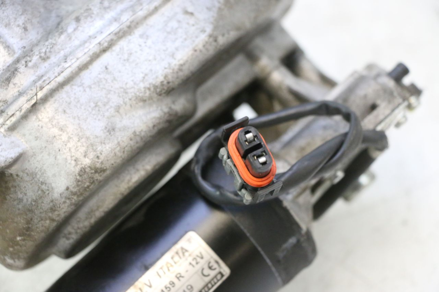 photo de MOTOR ROLL LOCK PIAGGIO MP3 500 (2011 - 2015) - Dettagli dei punti di fissaggio