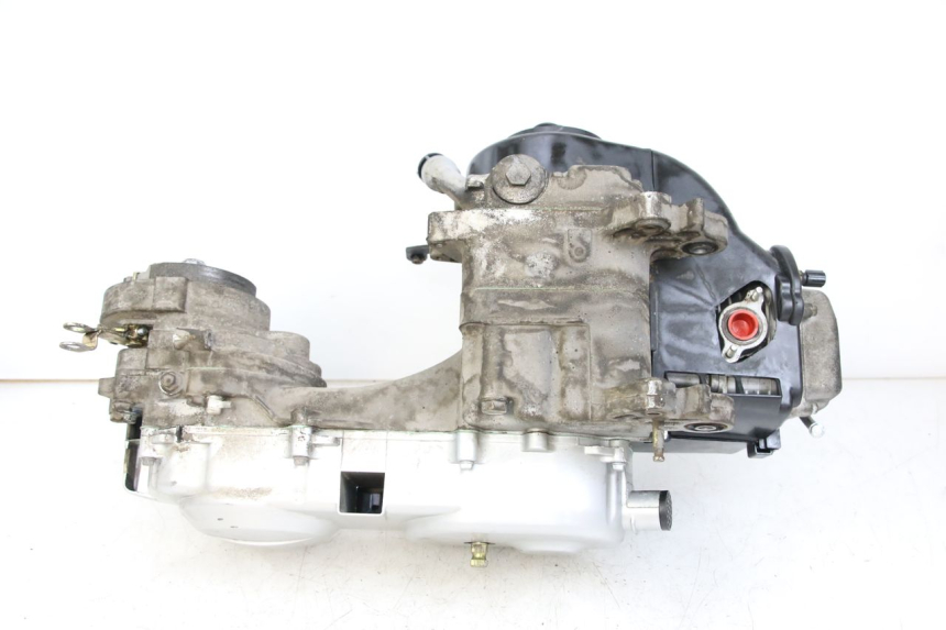 photo de MOTORE TNT MOTOR ROMA 10' 4T 50 (2019 - 2022) - Zoom sullo stato d'uso