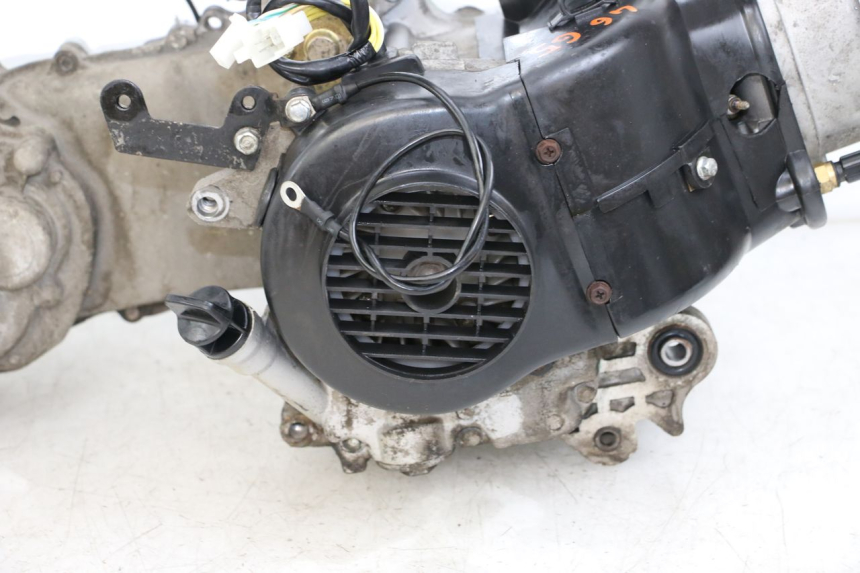 photo de MOTORE TNT MOTOR ROMA 10' 4T 50 (2019 - 2022) - Vista d'insieme del prodotto