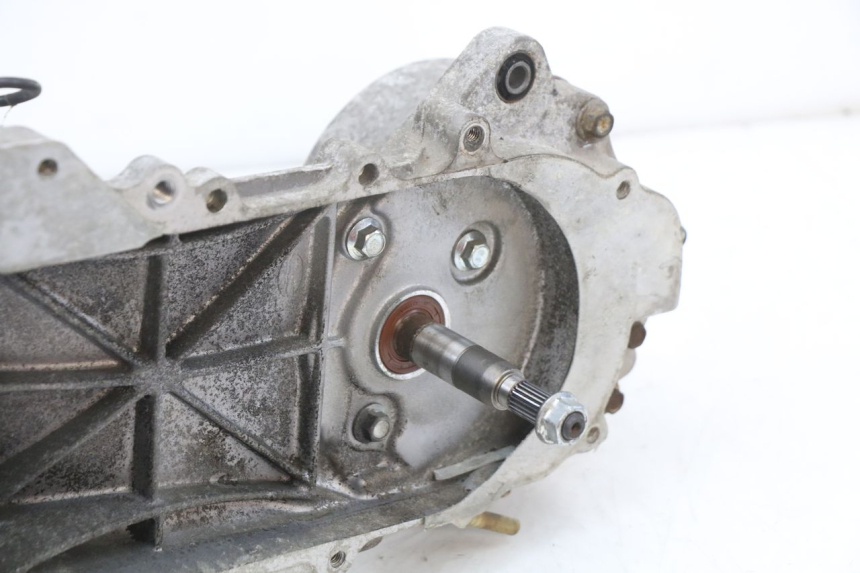 photo de MOTORE TNT MOTOR ROMA 10' 4T 50 (2007 - 2018) - Zoom sullo stato d'uso