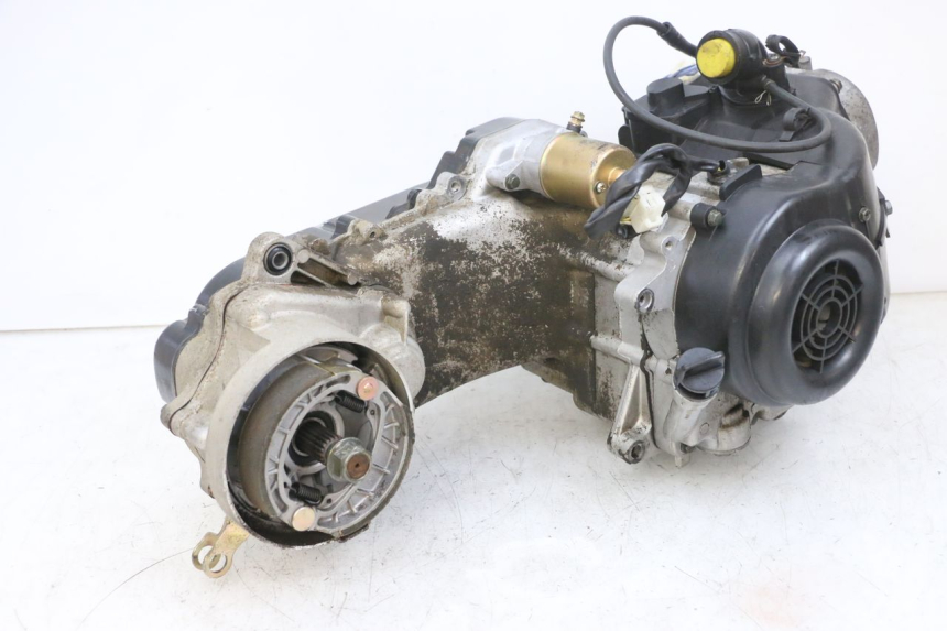 photo de MOTORE TNT MOTOR ROMA 10' 4T 50 (2019 - 2022) - Panoramica del profilo